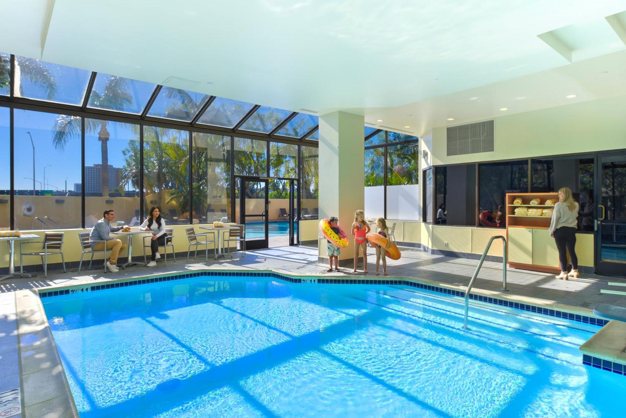 Embassy Suites By Hilton Anaheim-Orange Екстер'єр фото